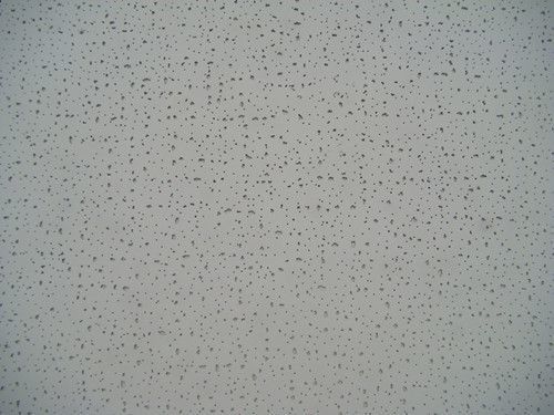 600*600mm Rivestimento a spruzzo Acustico di lana minerale Fibra di goccia Piastrelle di soffitto per la decorazione