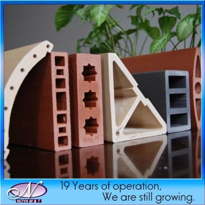 Pannello di facciata in terracotta con rivestimento di pareti a tenda di vetro completo per decorazioni di pareti esterne