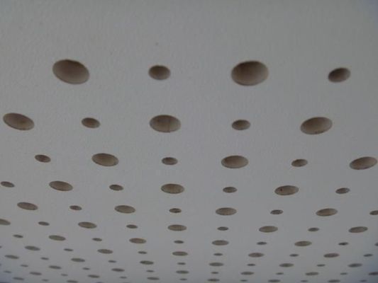 5/15q Quadratura impermeabile perforata assorbimento acustico del suono cartone di gesso per soffitti
