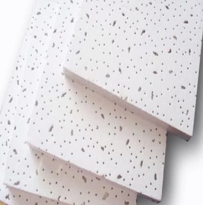 Absorzione acustica del suono Fibra minerale di lana Piastrella di soffitto in 300*600 per ufficio