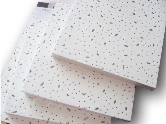 Piastrelle di soffitto in lana minerale perforata per decorazioni di ufficio e prestazioni acustiche