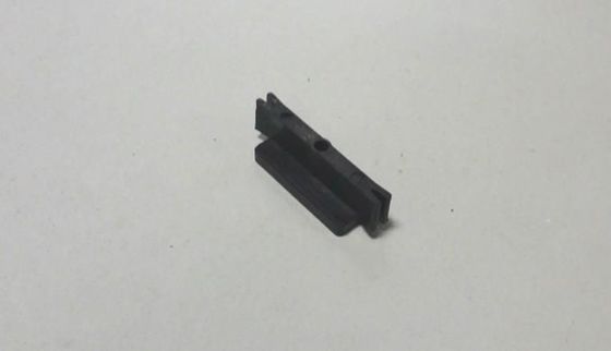 Eco-friendly Easy to Install WPC Decking Plastic Clips con standard ambientale E0