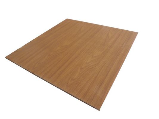 Tavola 3D in PVC colorata senza telaio per la decorazione delle pareti interne in 500*1000*3.0mm