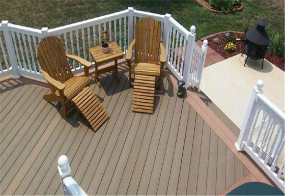 Best-Selling Ash WPC Piscine di piscina Decking con materiali convenienti