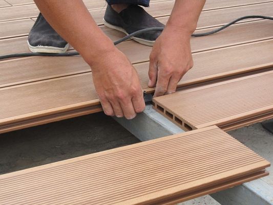 150*25mm di legno di cenere di plastica composita WPC di pavimentazione superiore per giardino / pavimenti esterni