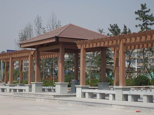 Pavimenti di pavimento in legno WPC in materiale plastico composito resistenti al fuoco in marrone