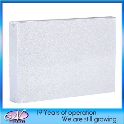 600*600*20/25 pannello di soffitto acustico in fibra di vetro a prova di fuoco per oggetti decorativi sospesi