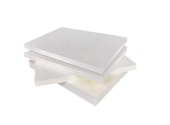 Materiale per la decorazione di soffitti per ufficio 600*600mm o 600*1200mm Prodotto in 05