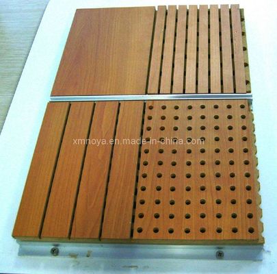 Materiali decorativi 197mm*2400mm Pannello di isolamento acustico con bordo quadrato