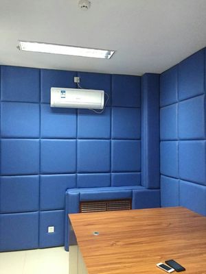 Decorazione della sala riunioni bordo quadrato fibra di vetro pannello acustico per pareti grado B2 ignifugo
