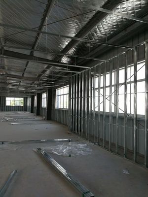 0Profili in acciaio galvanizzato da.40 a 1.0 mm per materiale di pareti divisorie / chietta in acciaio leggero