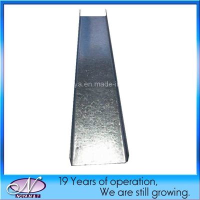 Diametro della parete di metallo della parete divisoria in lamiera di acciaio galvanizzato Larghezza 72 mm Lunghezza standard 3000 mm