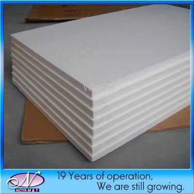 Tavola in fibra ceramica a bassa densità di isolamento termico 1220*2440*4-20 mm per forni industriali