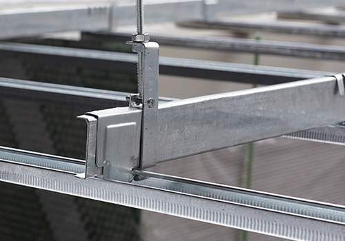 L'angolo di parete 24*24*3000 e il tee principale 32/38*24*3600