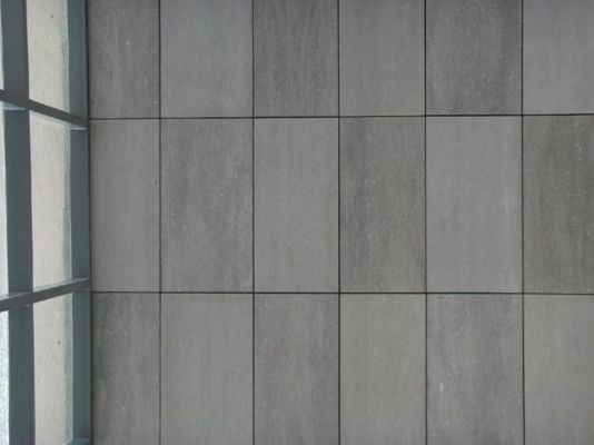 Fibra di cemento tavole rivestimento pannelli di rivestimento grigio Edificio esterno impermeabile Tavola di silicato di calcioTavole di silicato di calcio
