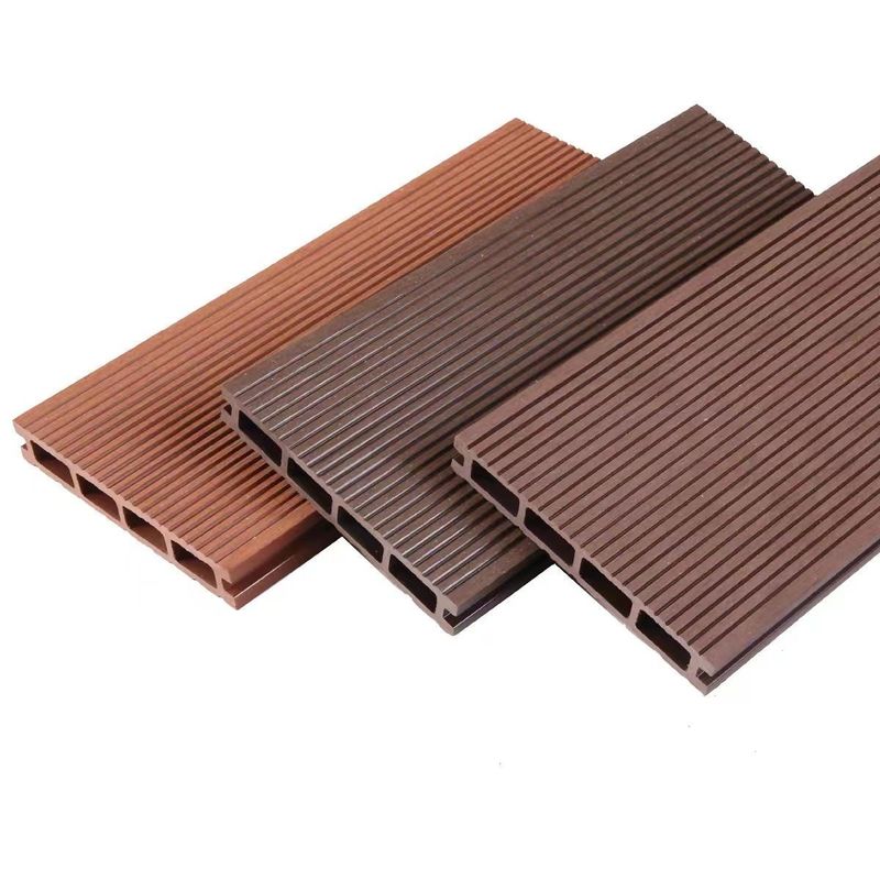 Modello ingegneristico marrone WPC legno di plastica composita pavimento esterno per esterni