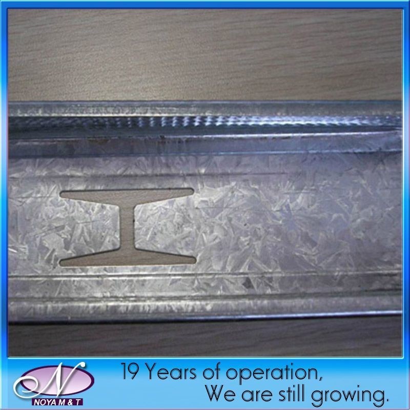 52 mm/72 mm/75 mm/100 mm/148 mm Canale principale in acciaio inossidabile metallico per sistemi di pareti o soffitti